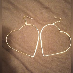 Heart shaped dangling earrings